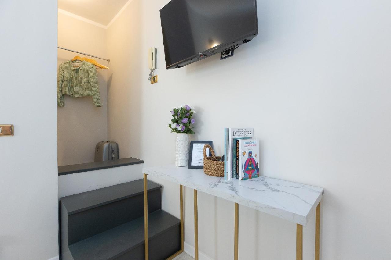 Hotel Tiny Studio Piazza Del Popolo Rzym Zewnętrze zdjęcie