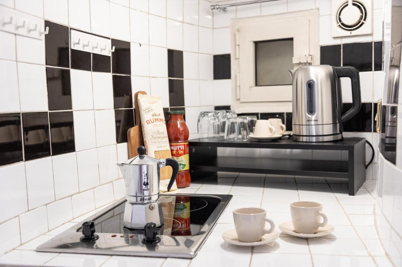 Hotel Tiny Studio Piazza Del Popolo Rzym Zewnętrze zdjęcie