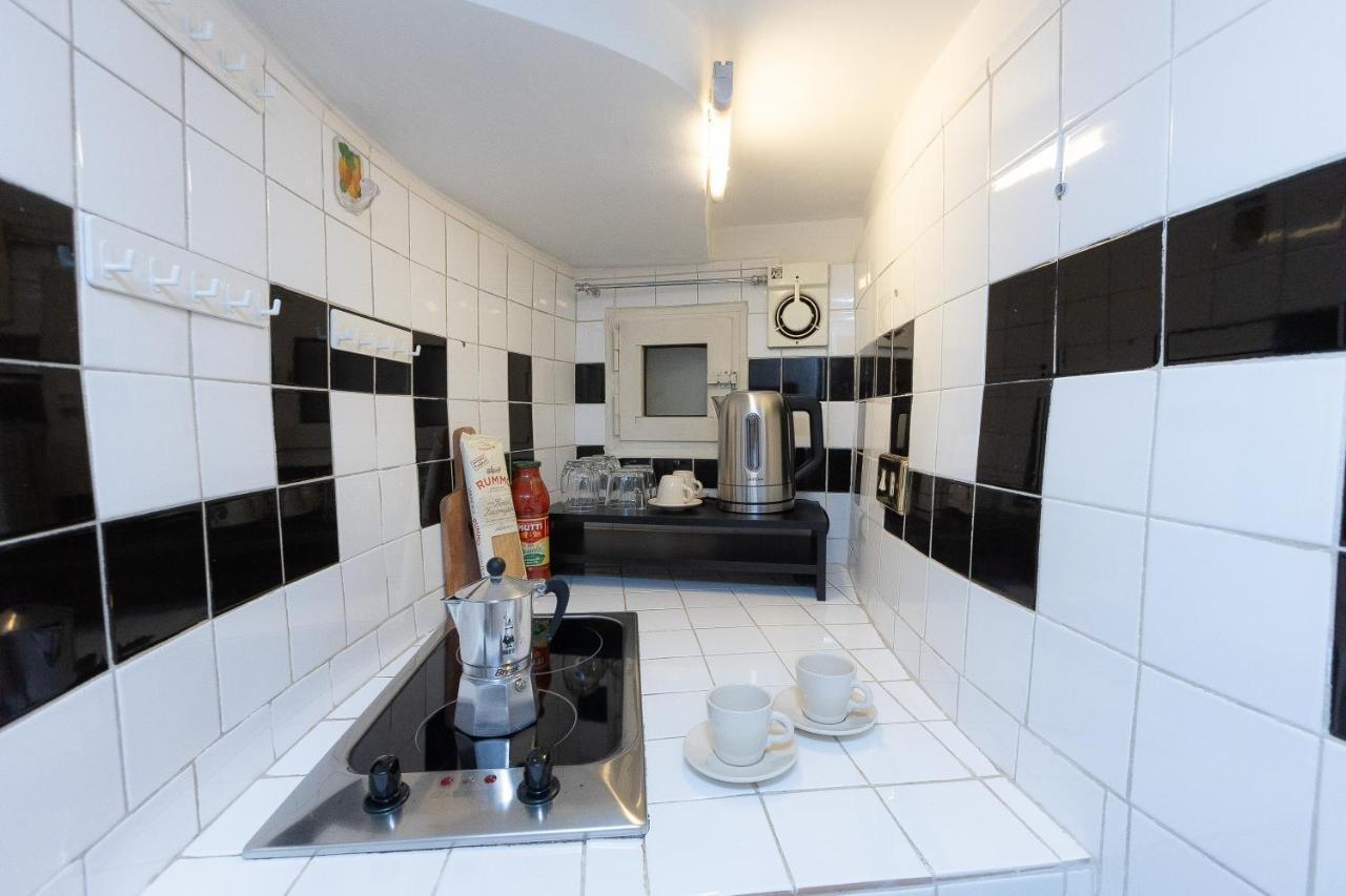 Hotel Tiny Studio Piazza Del Popolo Rzym Zewnętrze zdjęcie